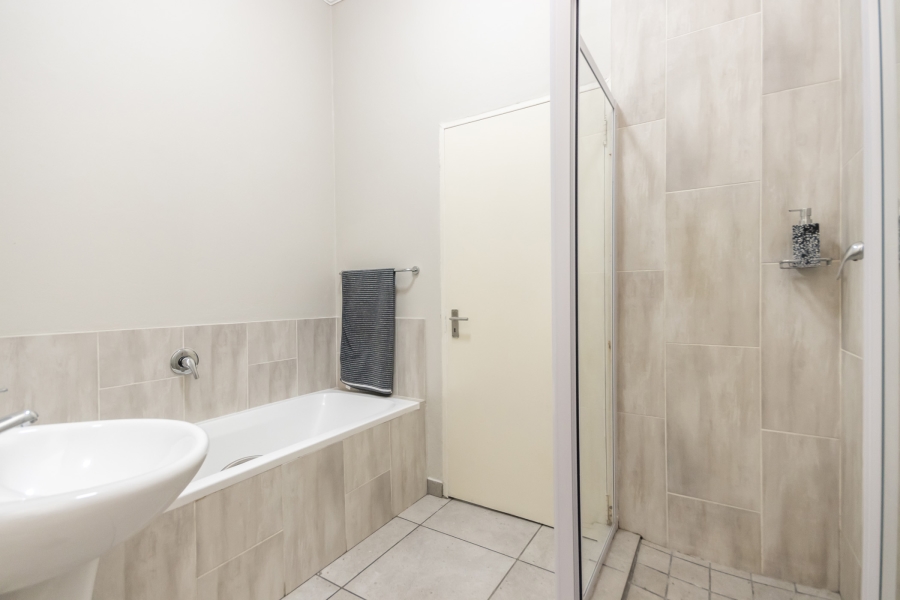 2 Bedroom Property for Sale in Ferndale Gauteng