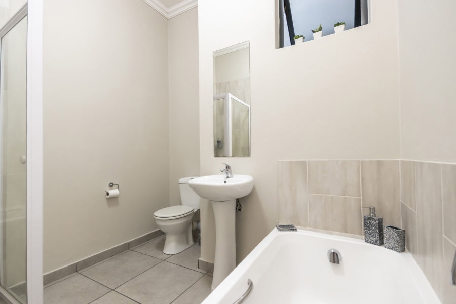 2 Bedroom Property for Sale in Ferndale Gauteng