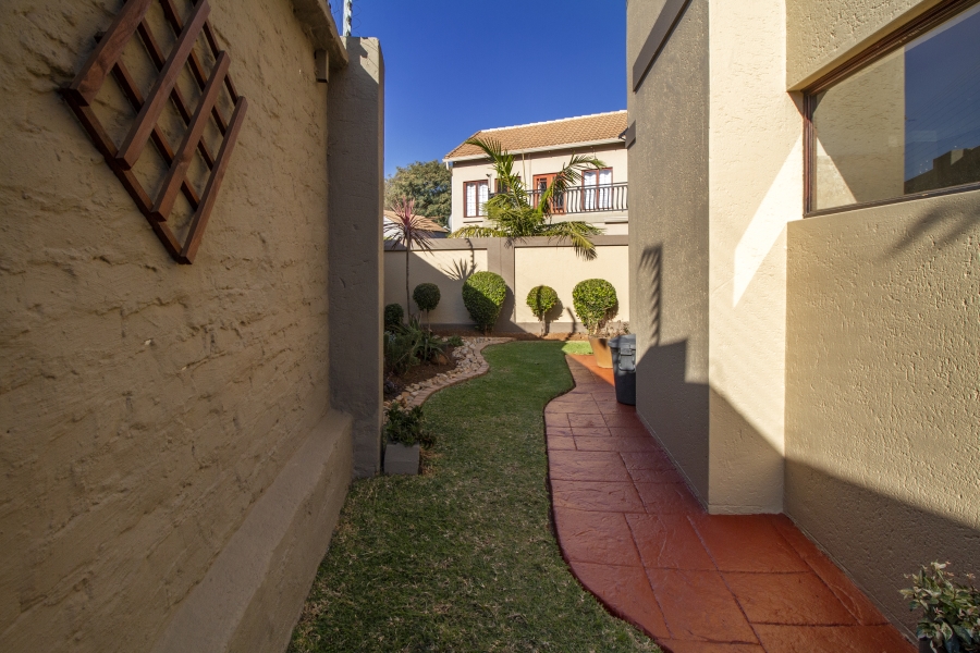 3 Bedroom Property for Sale in Olympus AH Gauteng