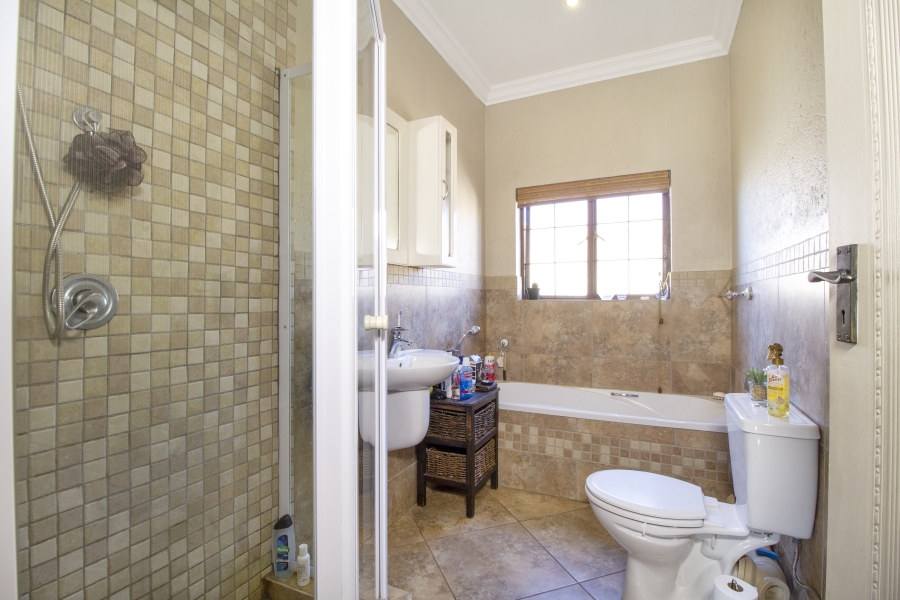 3 Bedroom Property for Sale in Olympus AH Gauteng