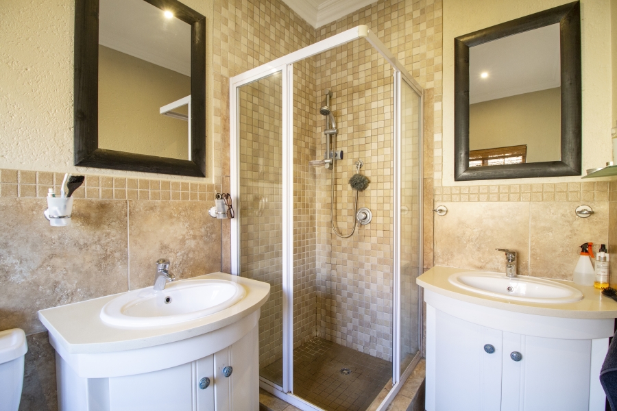 3 Bedroom Property for Sale in Olympus AH Gauteng