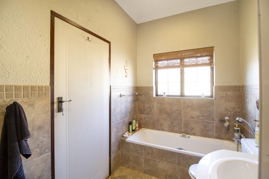 3 Bedroom Property for Sale in Olympus AH Gauteng