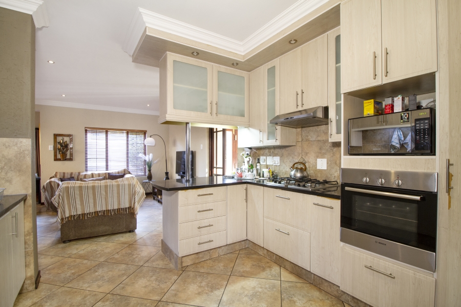 3 Bedroom Property for Sale in Olympus AH Gauteng
