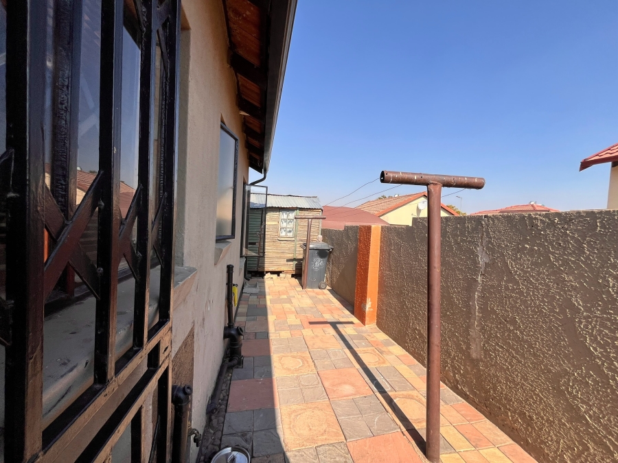 3 Bedroom Property for Sale in Elandspoort Gauteng