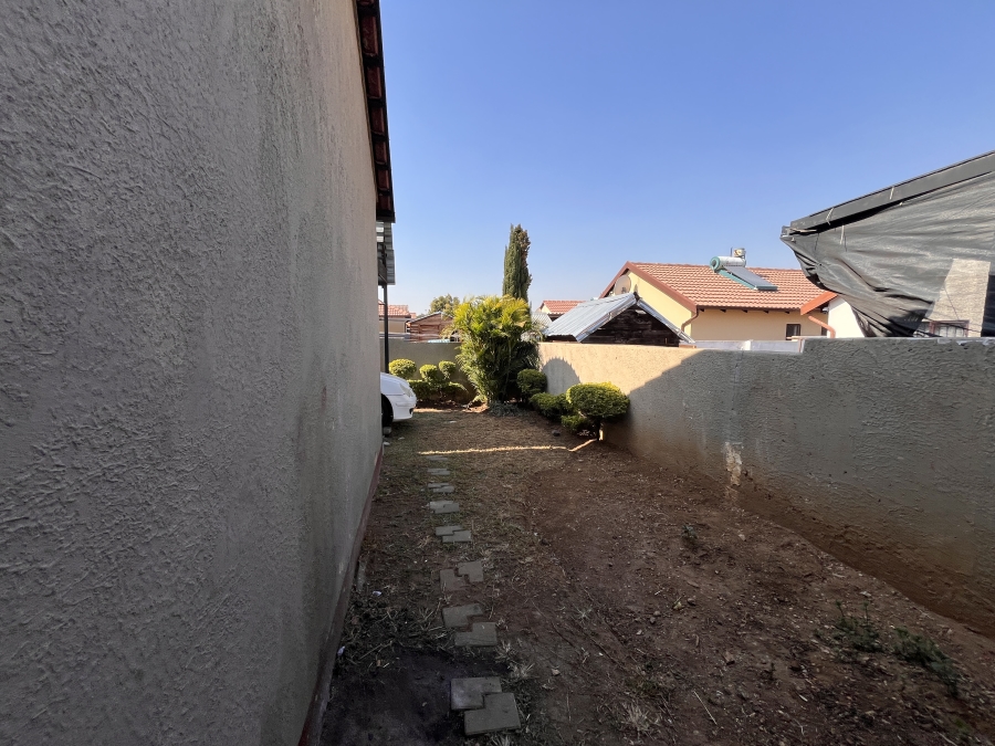 3 Bedroom Property for Sale in Elandspoort Gauteng