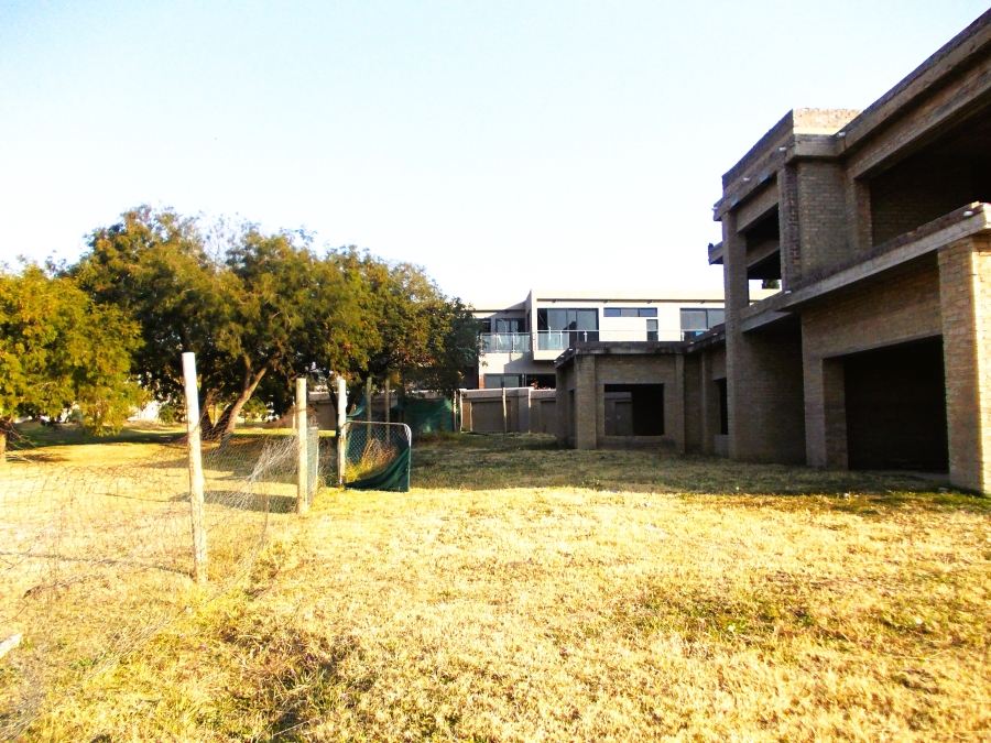4 Bedroom Property for Sale in Crescent Wood Country Estate Gauteng