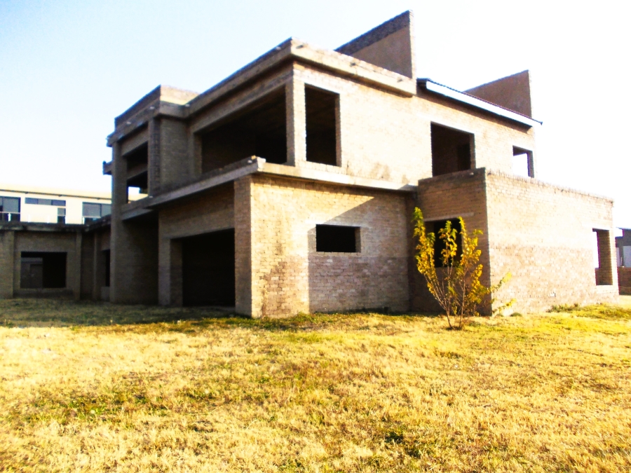 4 Bedroom Property for Sale in Crescent Wood Country Estate Gauteng