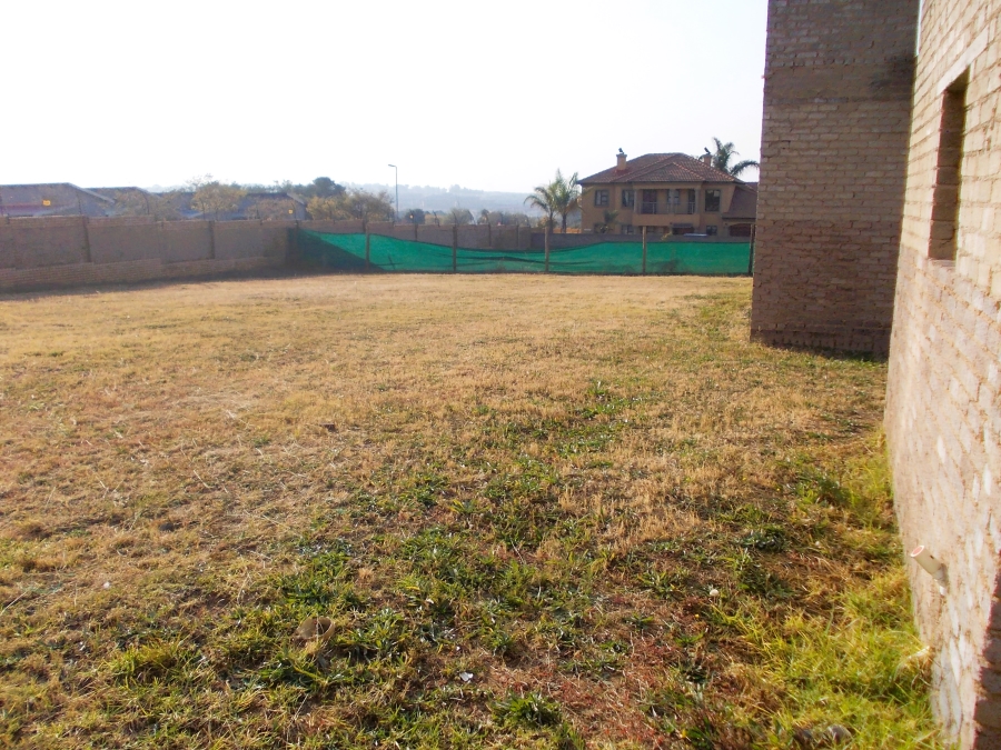 4 Bedroom Property for Sale in Crescent Wood Country Estate Gauteng