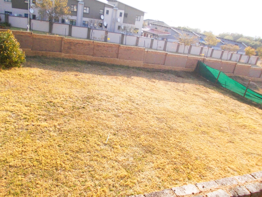 4 Bedroom Property for Sale in Crescent Wood Country Estate Gauteng