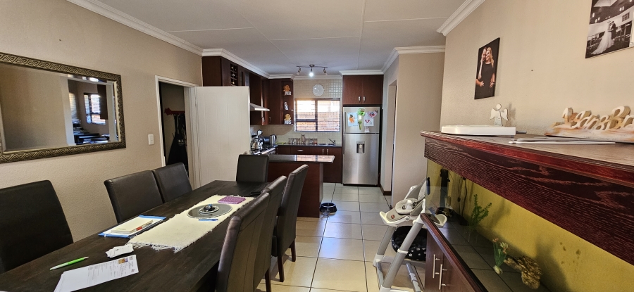 3 Bedroom Property for Sale in New Redruth Gauteng