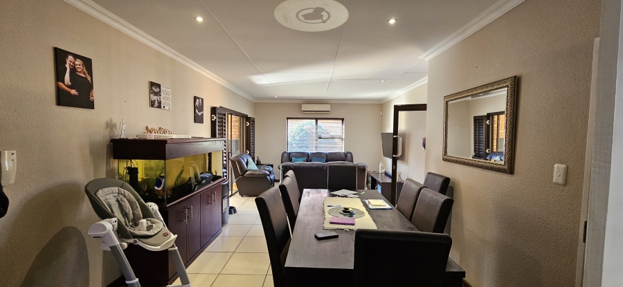 3 Bedroom Property for Sale in New Redruth Gauteng