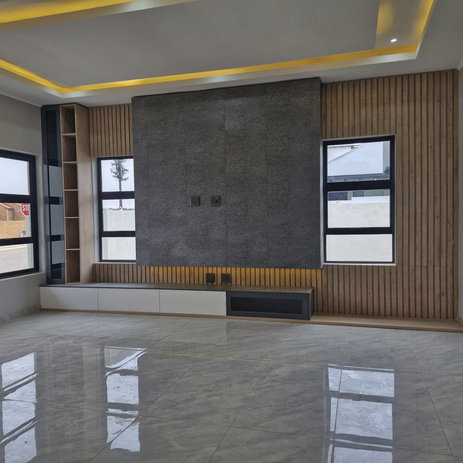 4 Bedroom Property for Sale in Six Fountains Residential Estate Gauteng