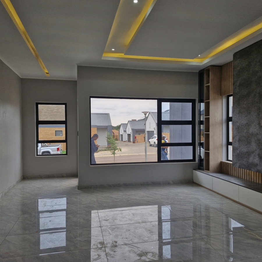 4 Bedroom Property for Sale in Six Fountains Residential Estate Gauteng