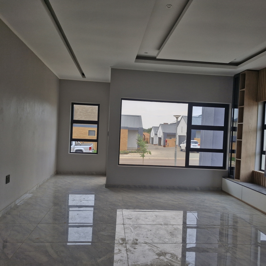 4 Bedroom Property for Sale in Six Fountains Residential Estate Gauteng