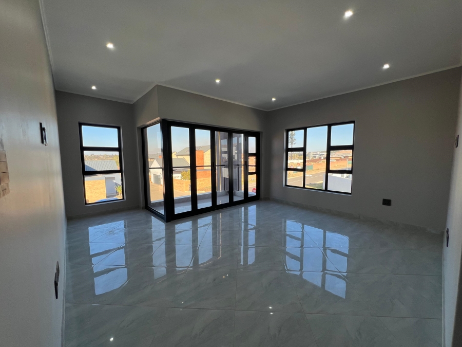 4 Bedroom Property for Sale in Six Fountains Residential Estate Gauteng