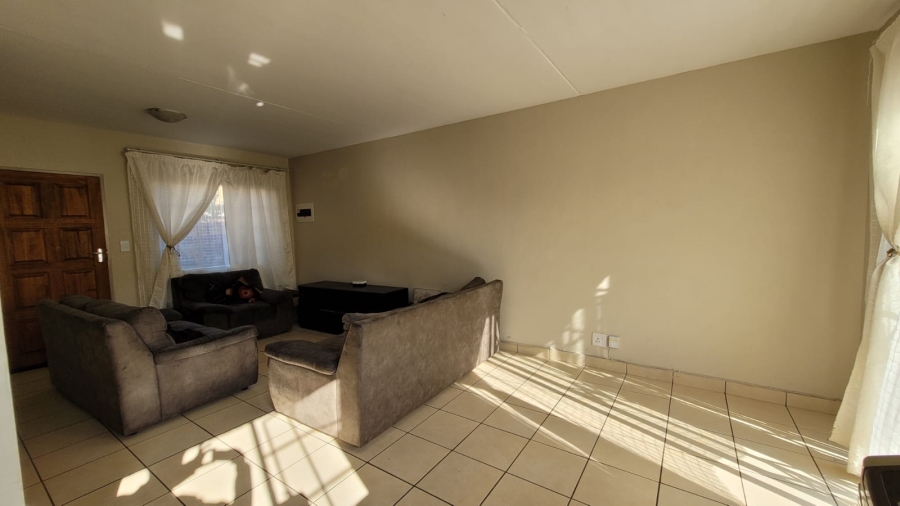 3 Bedroom Property for Sale in Annlin Gauteng