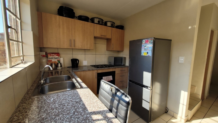 3 Bedroom Property for Sale in Annlin Gauteng