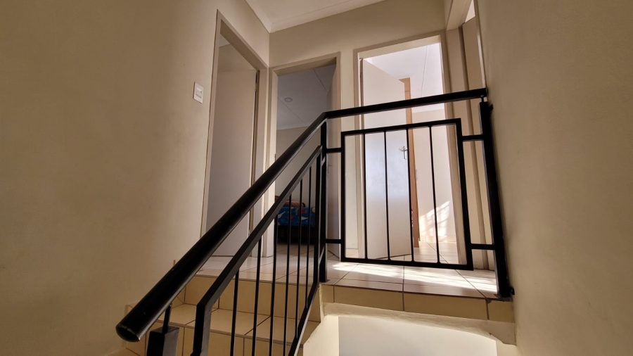 3 Bedroom Property for Sale in Annlin Gauteng