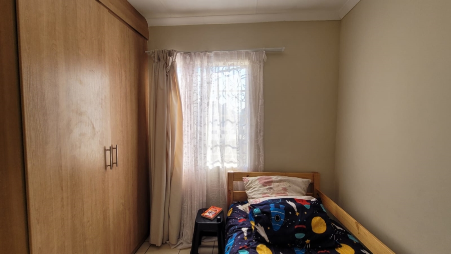 3 Bedroom Property for Sale in Annlin Gauteng