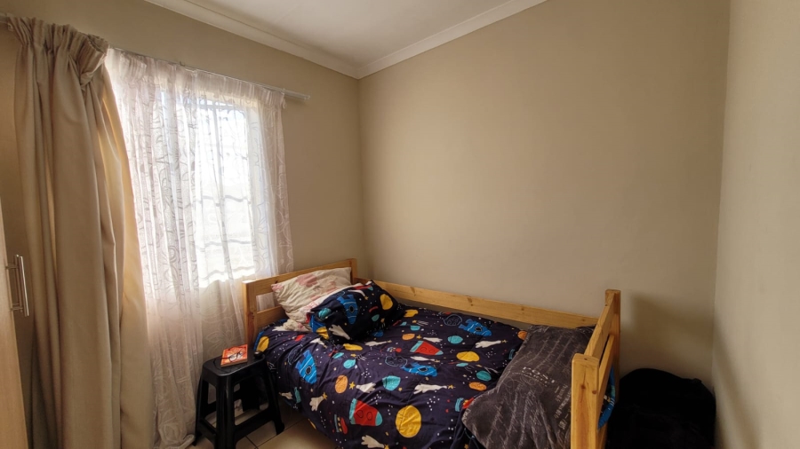3 Bedroom Property for Sale in Annlin Gauteng