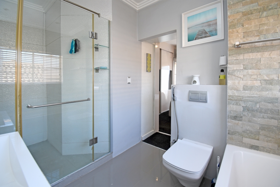 3 Bedroom Property for Sale in Houghton Estate Gauteng