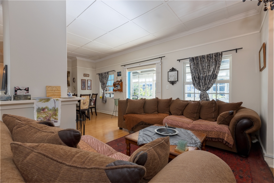 5 Bedroom Property for Sale in Lonehill Gauteng