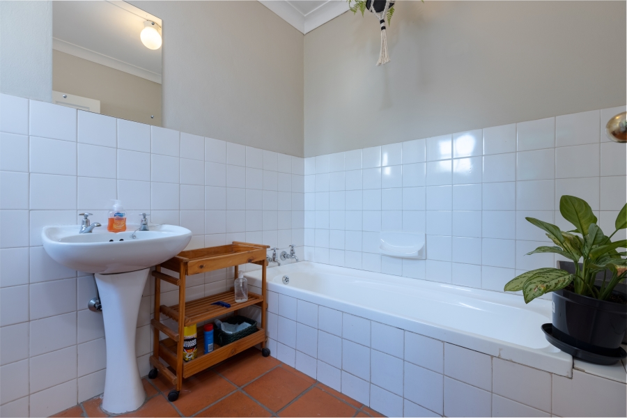 5 Bedroom Property for Sale in Lonehill Gauteng