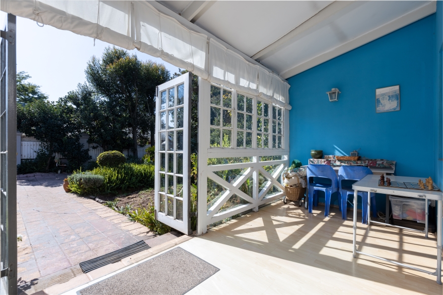5 Bedroom Property for Sale in Lonehill Gauteng