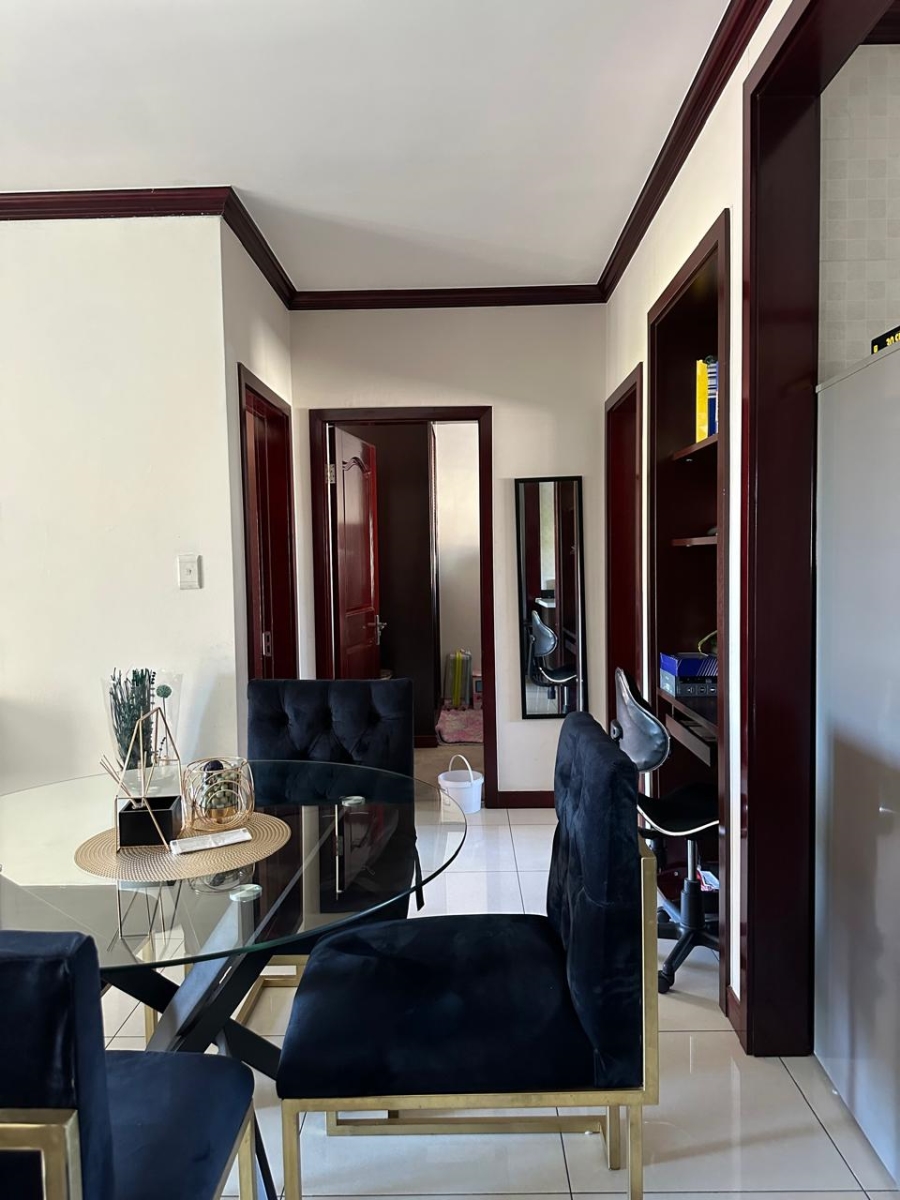 2 Bedroom Property for Sale in Carlswald Gauteng