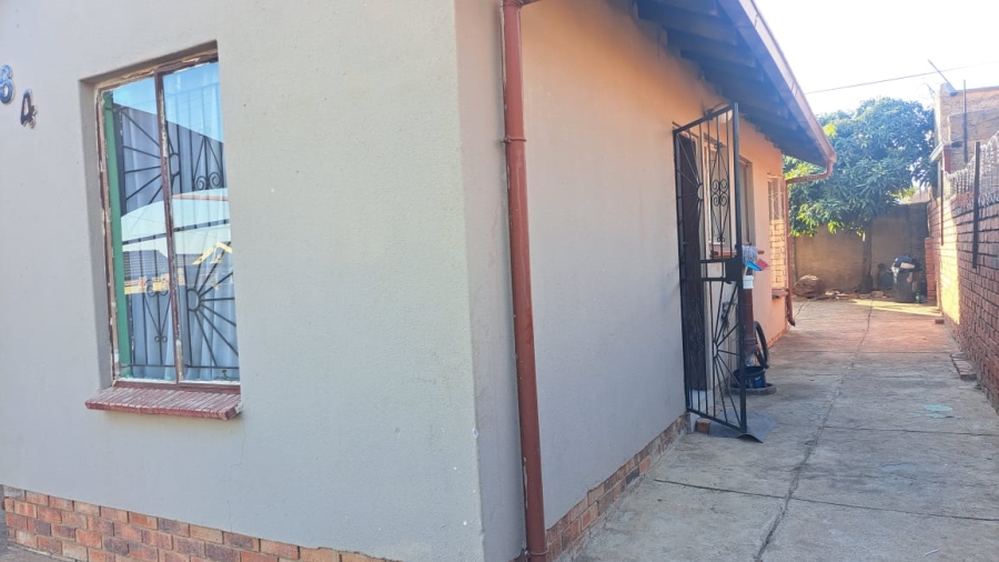 3 Bedroom Property for Sale in Soshanguve UU Gauteng