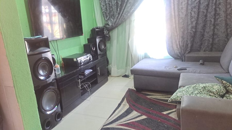 3 Bedroom Property for Sale in Soshanguve UU Gauteng