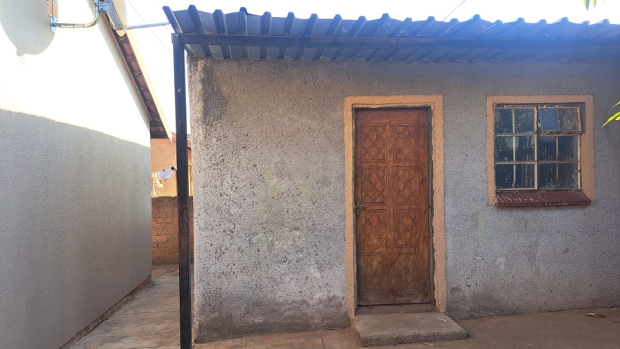 3 Bedroom Property for Sale in Soshanguve UU Gauteng
