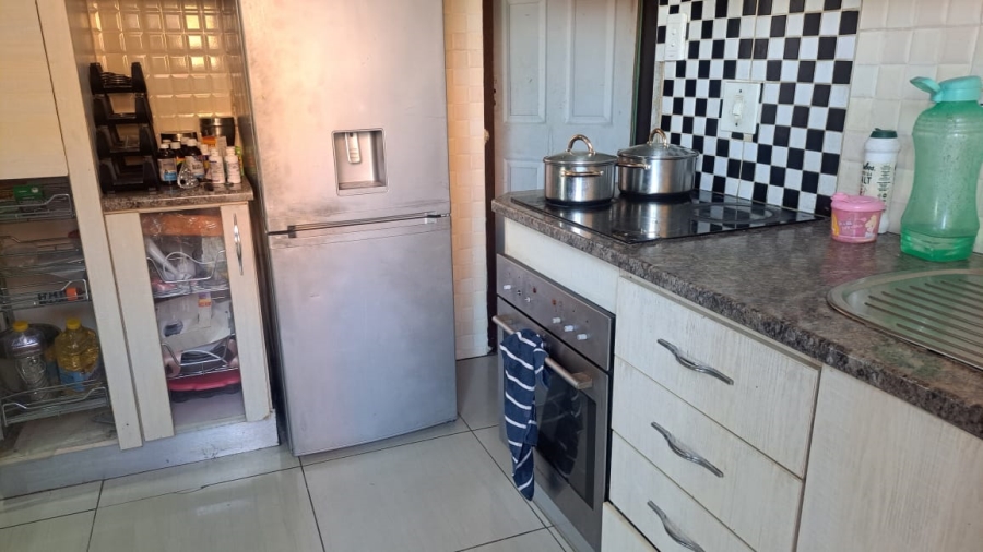 3 Bedroom Property for Sale in Soshanguve UU Gauteng