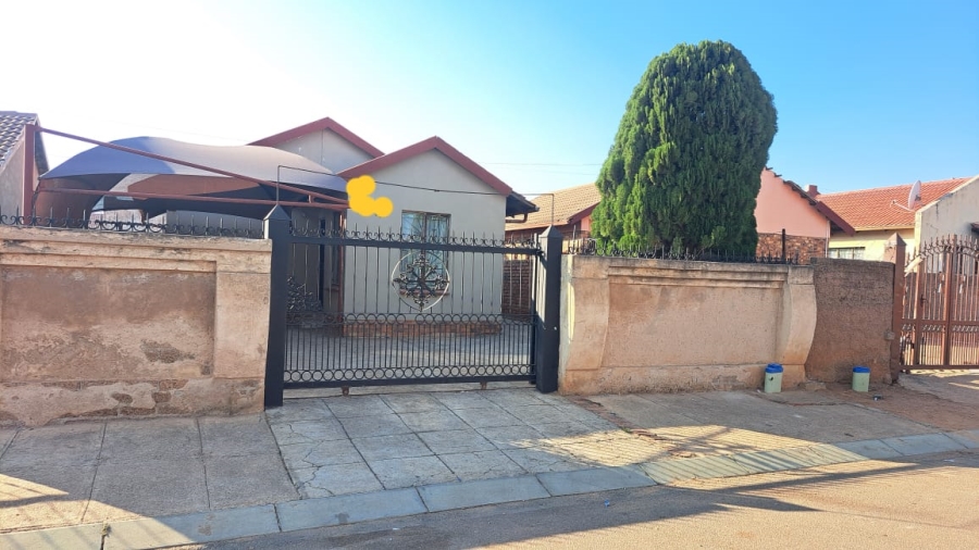 3 Bedroom Property for Sale in Soshanguve UU Gauteng