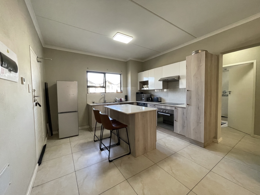 2 Bedroom Property for Sale in North Riding Gauteng