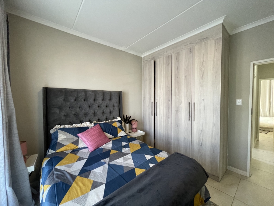 2 Bedroom Property for Sale in North Riding Gauteng