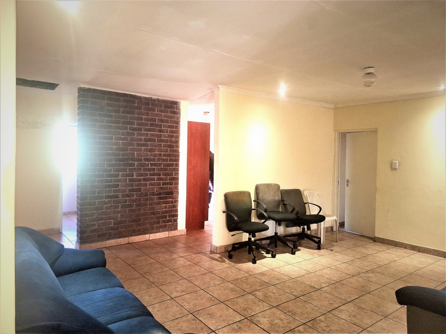 7 Bedroom Property for Sale in Westdene Gauteng