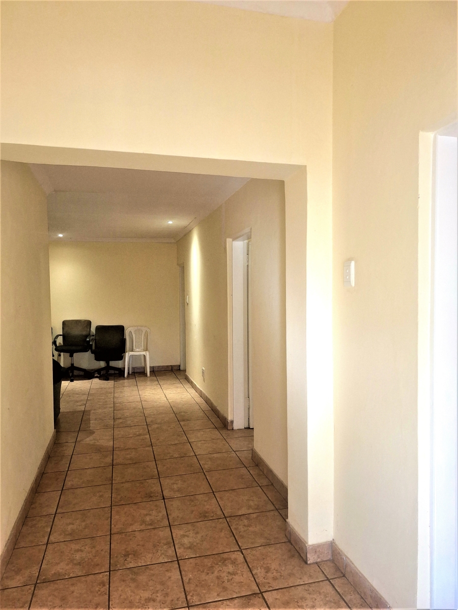 7 Bedroom Property for Sale in Westdene Gauteng