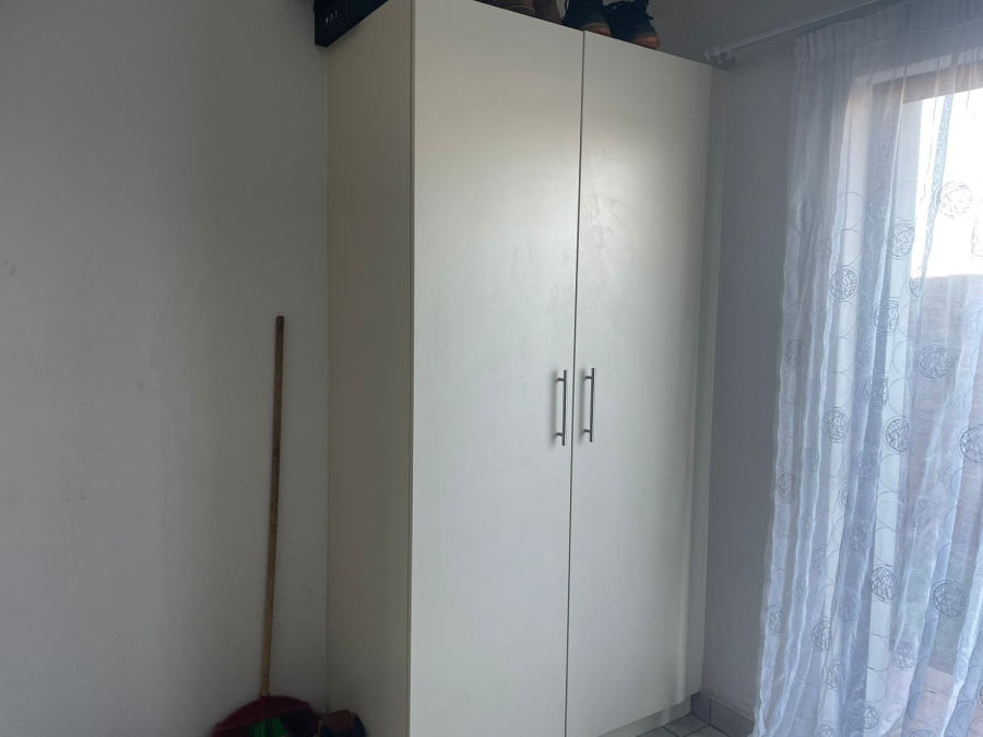 2 Bedroom Property for Sale in Protea Glen Gauteng