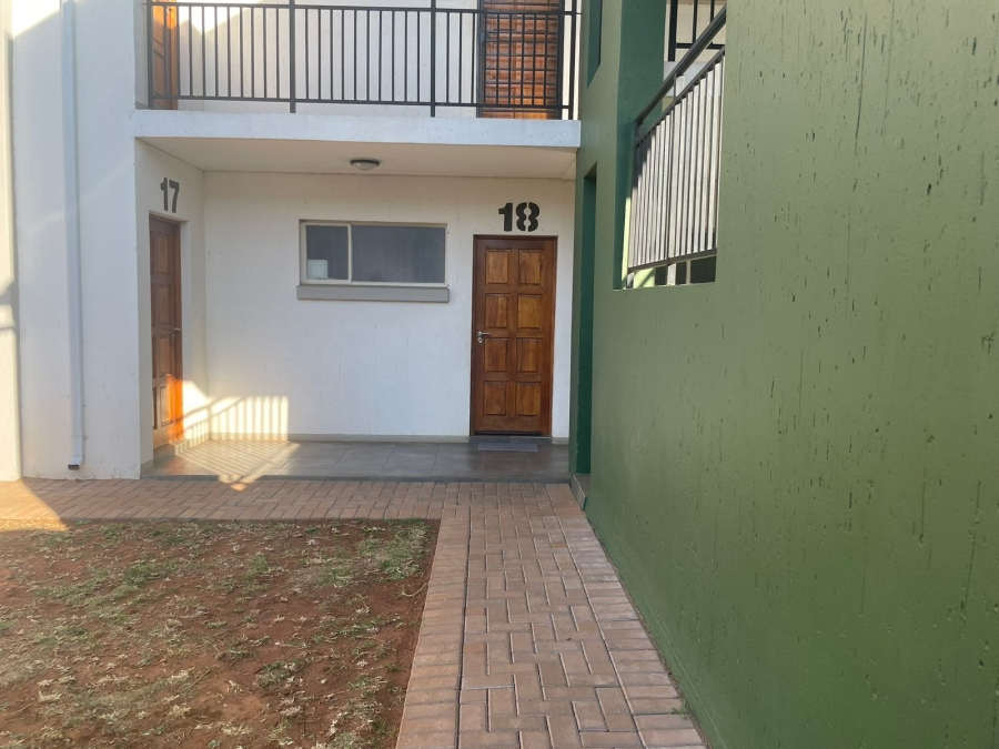 2 Bedroom Property for Sale in Protea Glen Gauteng