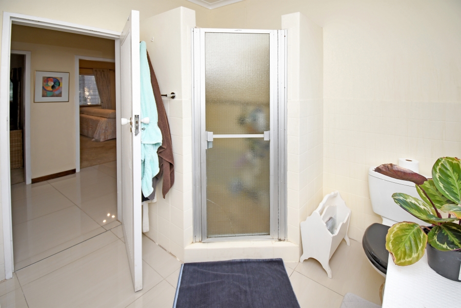 4 Bedroom Property for Sale in Glenhazel Gauteng