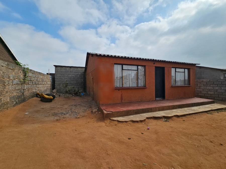 5 Bedroom Property for Sale in Igqagqa Gauteng