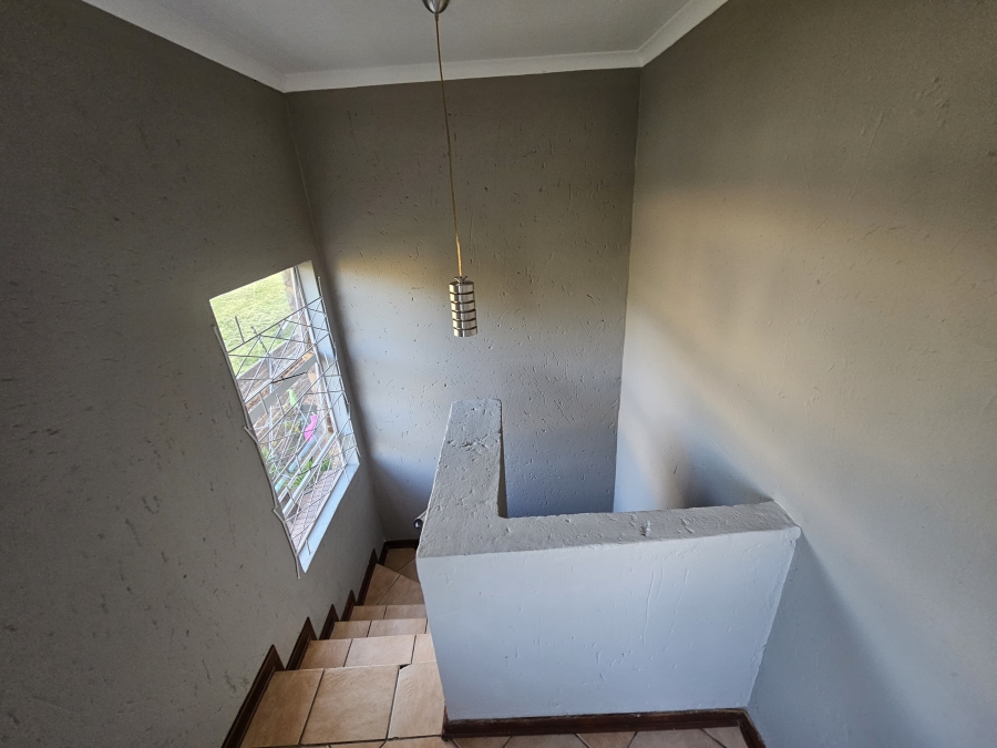3 Bedroom Property for Sale in Glen Marais Gauteng
