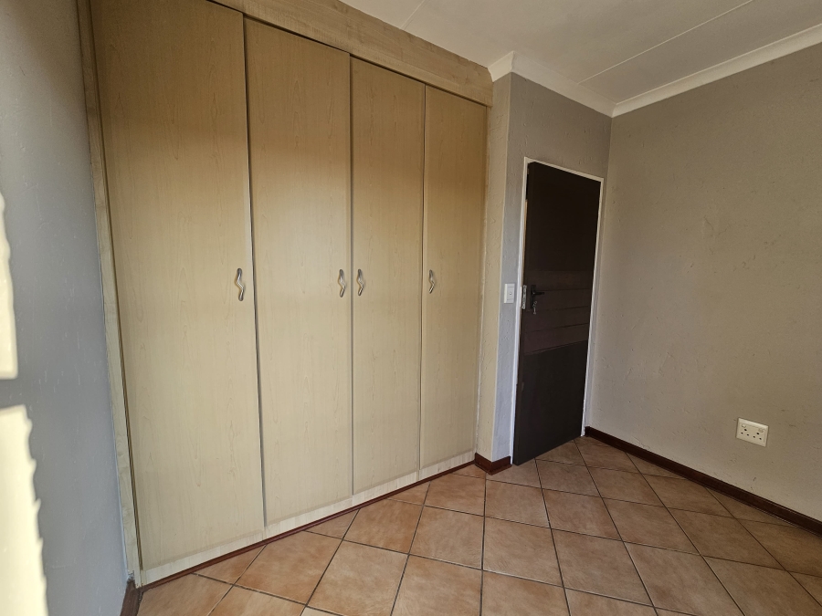 3 Bedroom Property for Sale in Glen Marais Gauteng