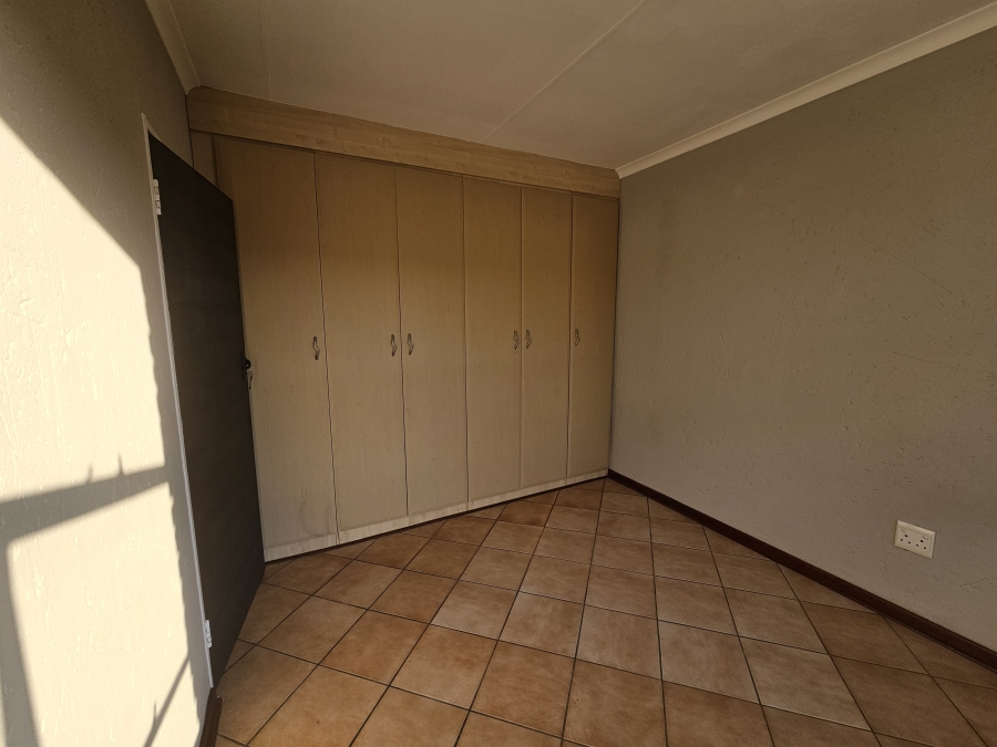 3 Bedroom Property for Sale in Glen Marais Gauteng