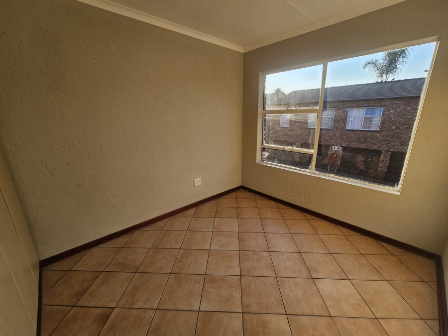 3 Bedroom Property for Sale in Glen Marais Gauteng