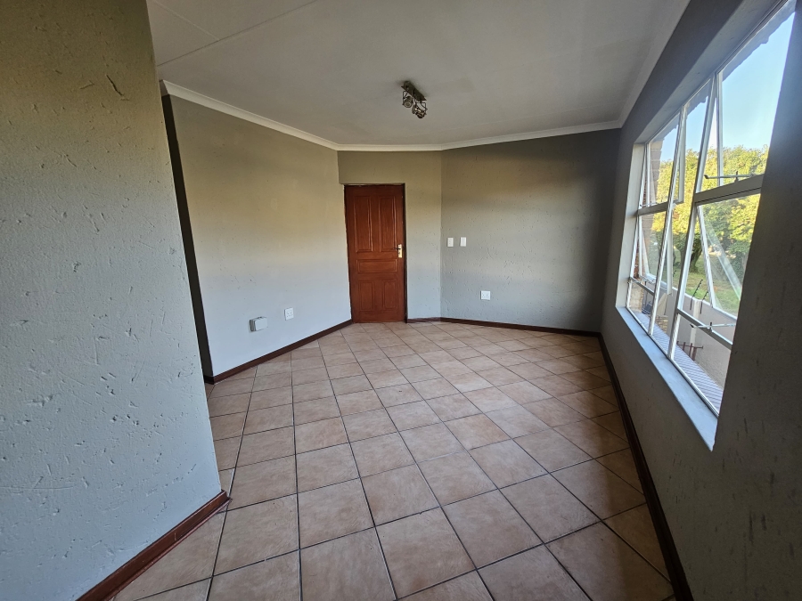 3 Bedroom Property for Sale in Glen Marais Gauteng