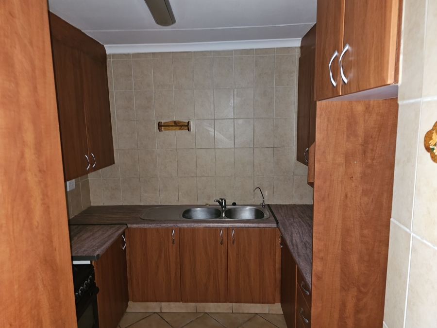 3 Bedroom Property for Sale in Glen Marais Gauteng