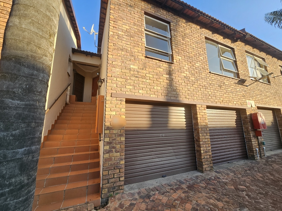 3 Bedroom Property for Sale in Glen Marais Gauteng