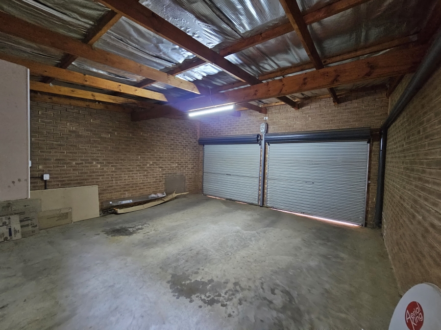 3 Bedroom Property for Sale in Glen Marais Gauteng